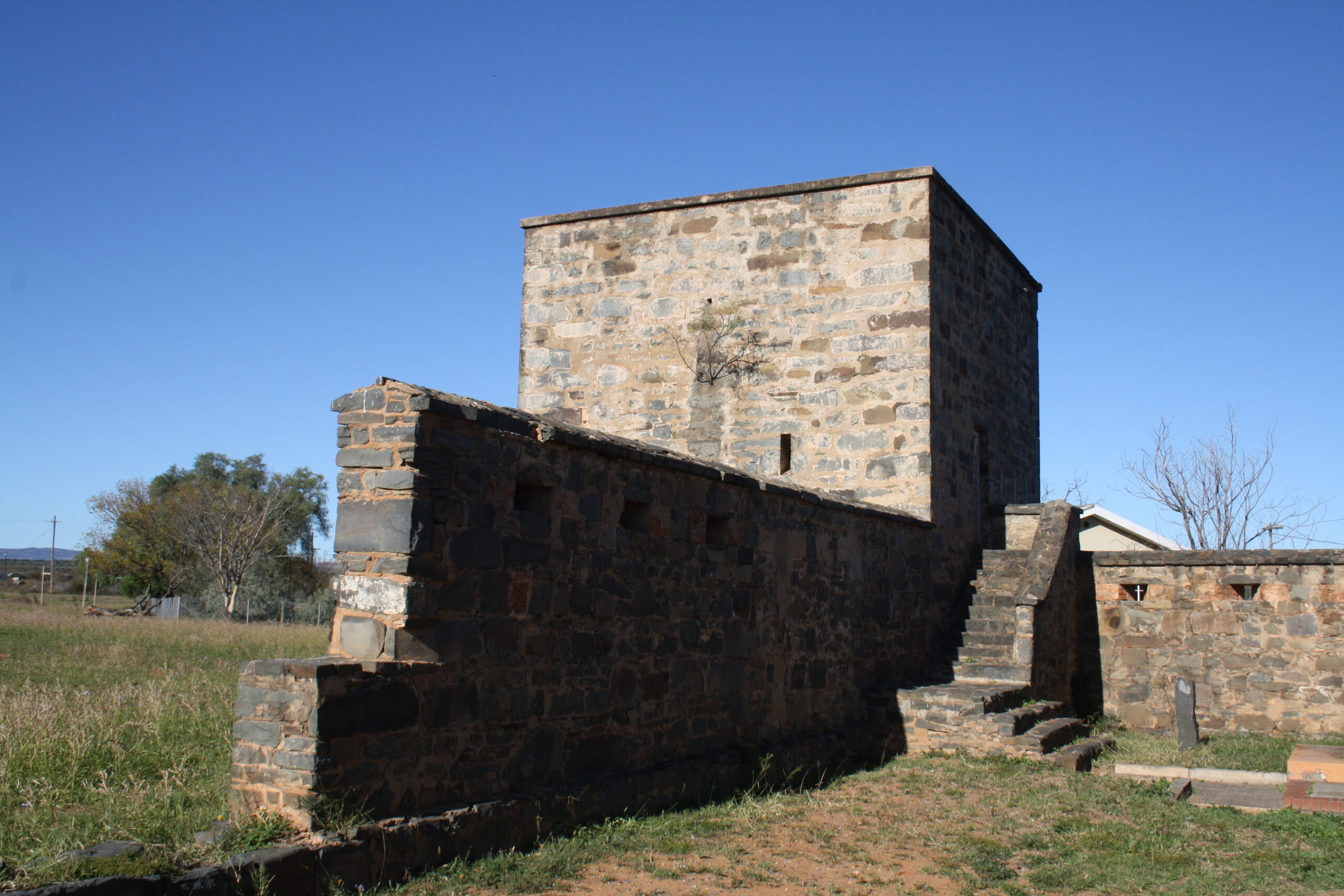 ‘N ROETE VOL GESKIEDENIS, FORTE, MONUMENTE, BERGPASSE EN AVONTURE TOT IN DIE GRAMMADOELAS